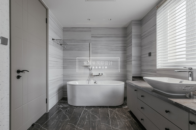 现代简约装修案例，体现年轻人的活力！